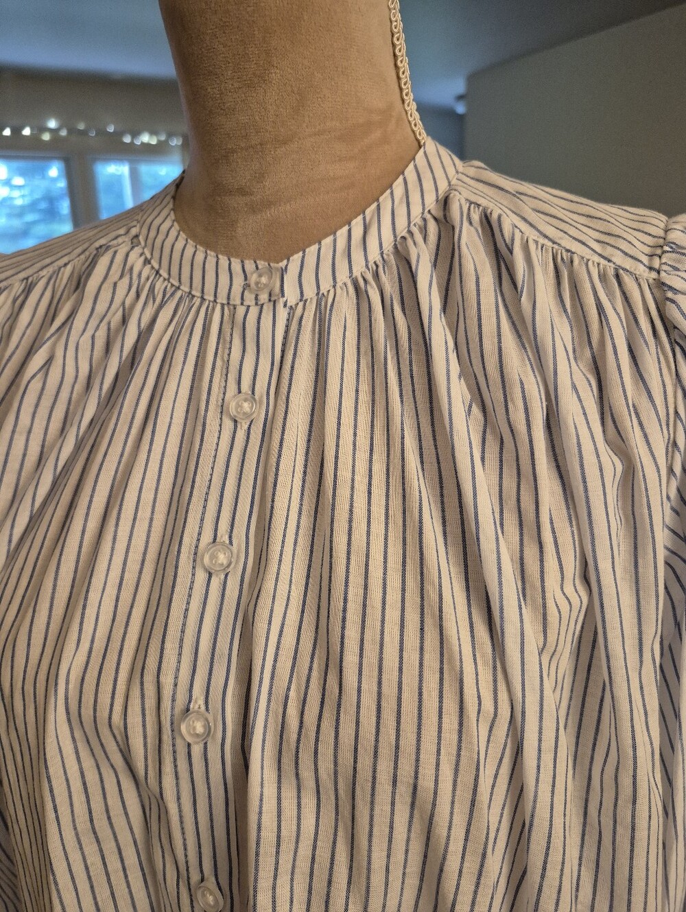 NWT Lot Of 2 Free Assembly Cotton Shirred Button Down Blouses Size XS - Picture 14 of 16